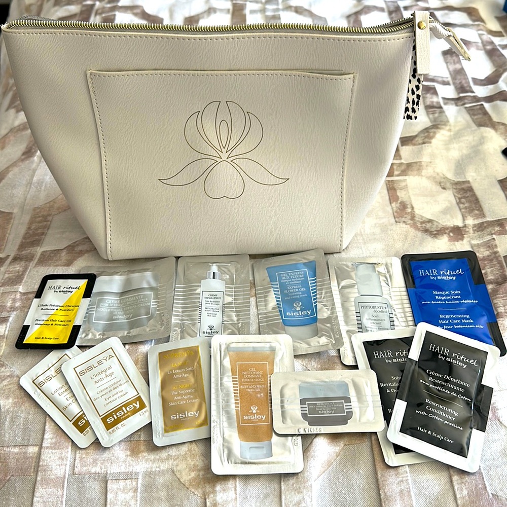 NWT - Sisley leather makeup bag with 20 pieces of luxury samples